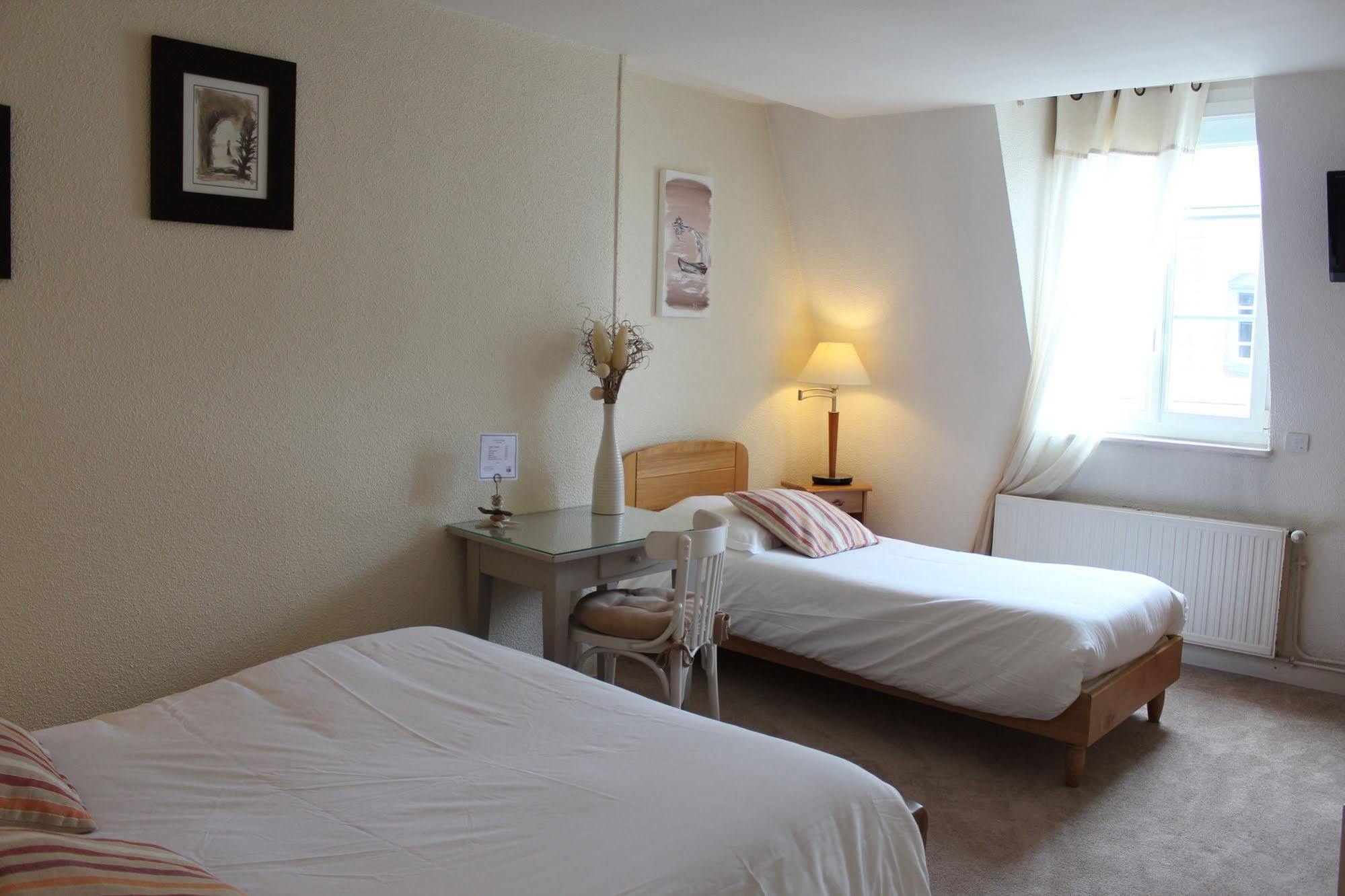 וילר-סור-מר Hotel Des Falaises מראה חיצוני תמונה